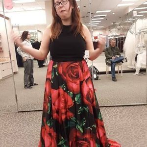 Meet your Posher, Emma